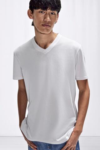 Produktansicht: B&C leichtes Herren T-Shirt mit V-Ausschnitt Produktansicht: B&C leichtes Herren T-Shirt mit V-Ausschnitt