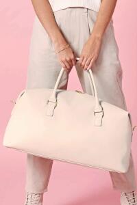 Produktfoto BagBase kleine Fashion Reisetasche fürs Wochenende