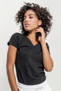 Produktfoto BYB Damen Kurzarm T-Shirt mit V-Ausschnitt bis 5XL