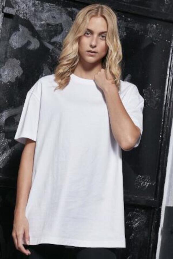 Produktansicht: BYB groß geschnittenes Damen T-Shirt
