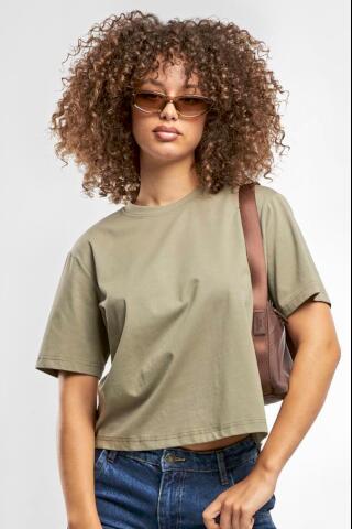 Produktansicht: BYB kurzes lockeres Damen T-Shirt Produktansicht: BYB kurzes lockeres Damen T-Shirt