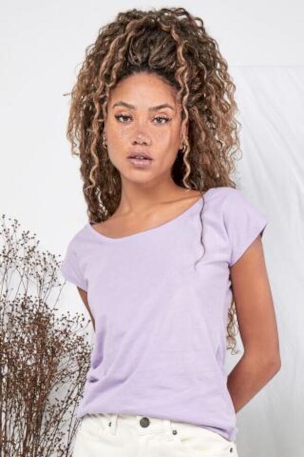 Produktansicht: BYB lockeres Damen T-Shirt mit weitem Ausschnitt Produktansicht: BYB lockeres Damen T-Shirt mit weitem Ausschnitt