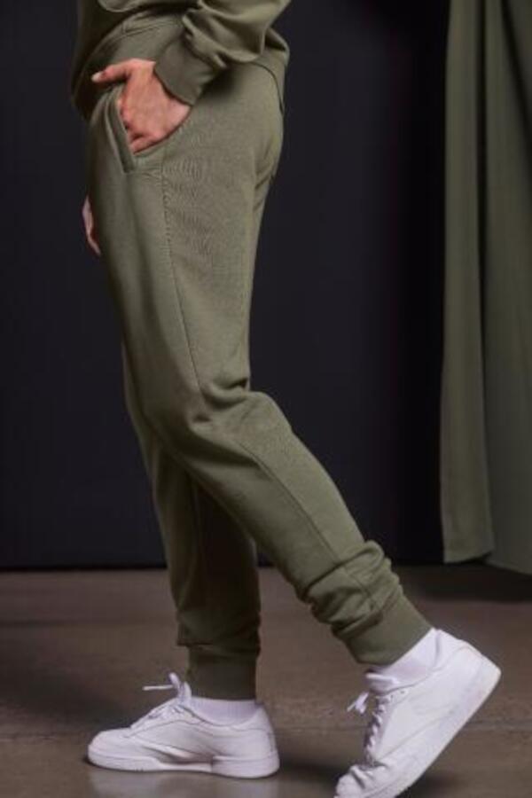 Produktansicht: Russell Authentic Herren Jogginghose bis Größe 3XL Produktansicht: Russell Authentic Herren Jogginghose bis Größe 3XL