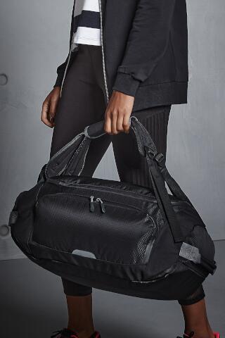 Produktansicht: Quadra Rucksack Reisetasche mit Schuhfach und Reflektoren