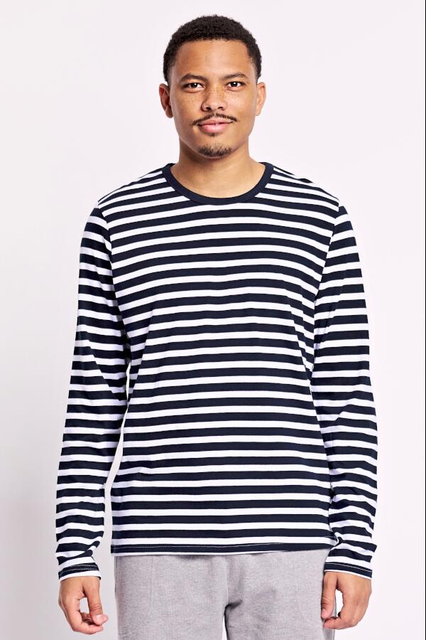 Produktansicht: Neutral Herren Langarm T Shirt aus Fairtrade Bio Baumwolle bis Größe 3XL Produktansicht: Neutral Herren Langarm T Shirt aus Fairtrade Bio Baumwolle bis Größe 3XL