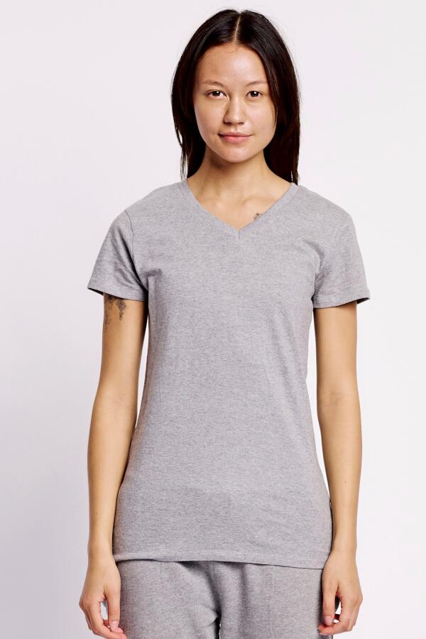 Produktansicht: Neutral Damen Bio T-Shirt mit V-Ausschnitt Produktansicht: Neutral Damen Bio T-Shirt mit V-Ausschnitt