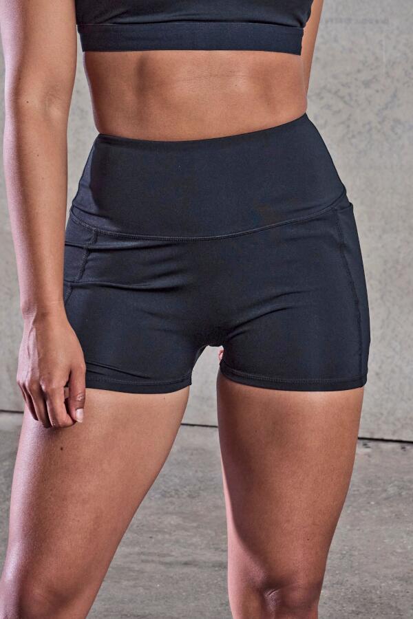 Produktansicht: Tombo kurze, enge Damen Sporthose mit Handy-Tasche Produktansicht: Tombo kurze, enge Damen Sporthose mit Handy-Tasche