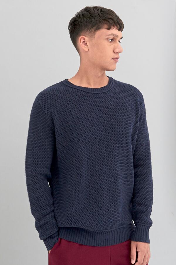 Produktansicht: Ecologie Sweatshirt mit Perlstrickmuster Produktansicht: Ecologie Sweatshirt mit Perlstrickmuster