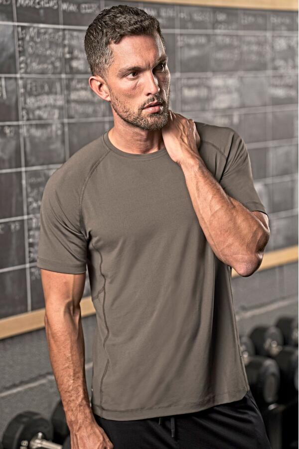 Produktansicht: Tee Jays Cool-Dry Herren Sport T-Shirt bis Größe 3XL